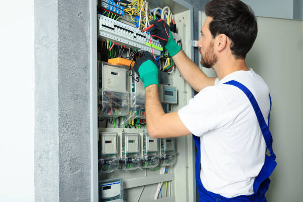 Best Best Electricians Near Me  in Eugene, OR
